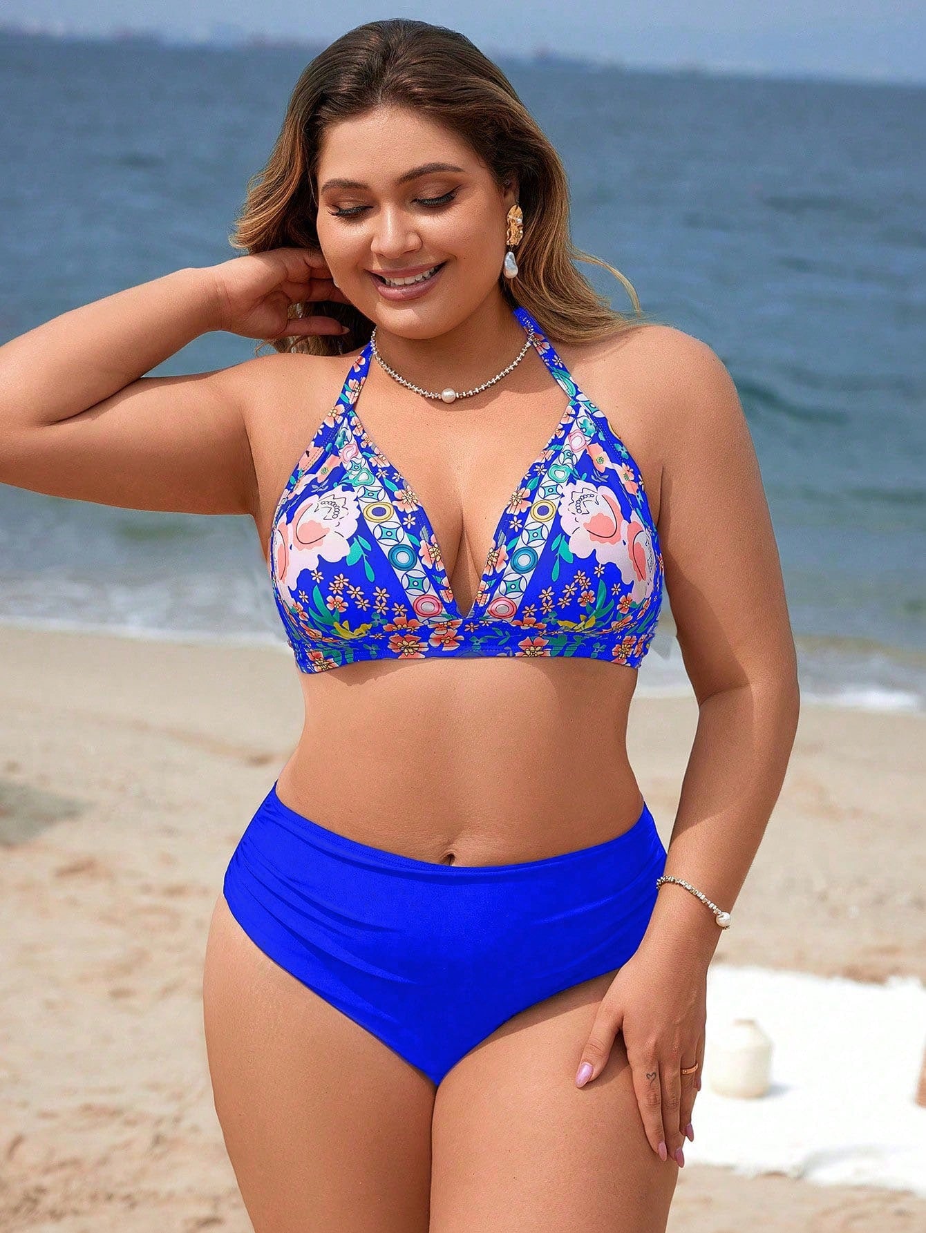 Biquini feminino cintura alta plus size Jazmin.