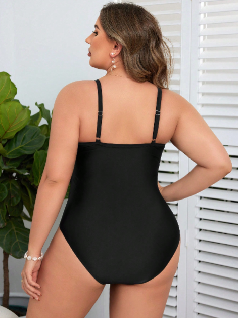 Maiô feminino com detalhe cruzado Joyce. Plus Size