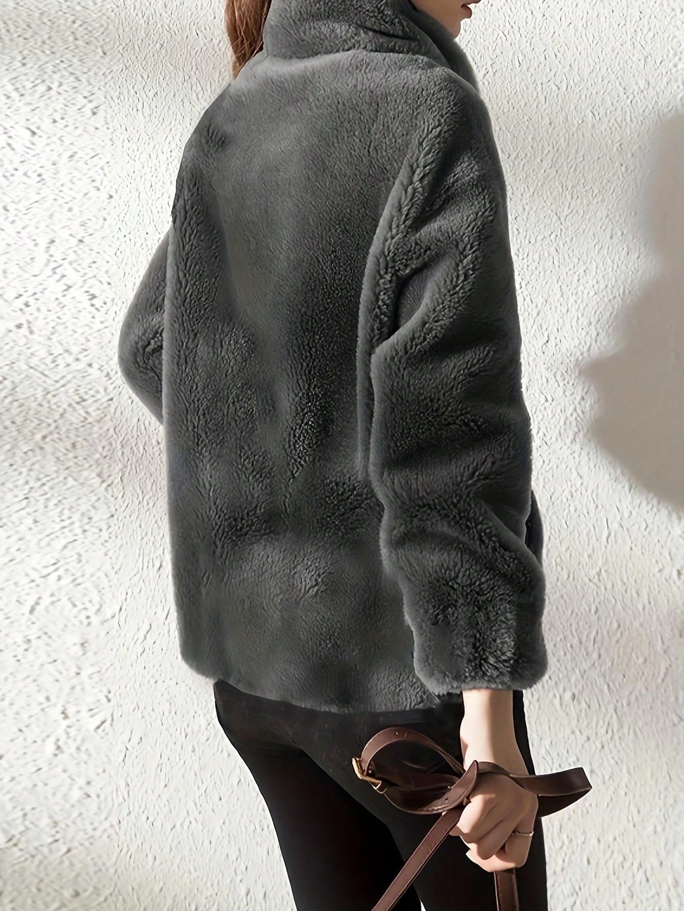 Jaqueta Feminina Veluda Keyla