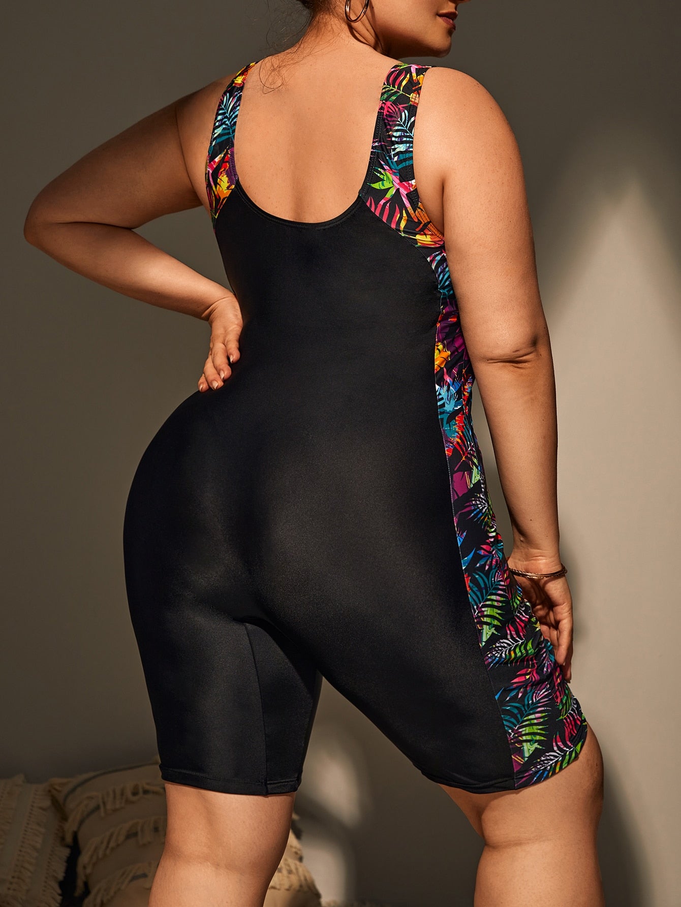 Maiô Feminino tipo macacão plus size Nathaly
