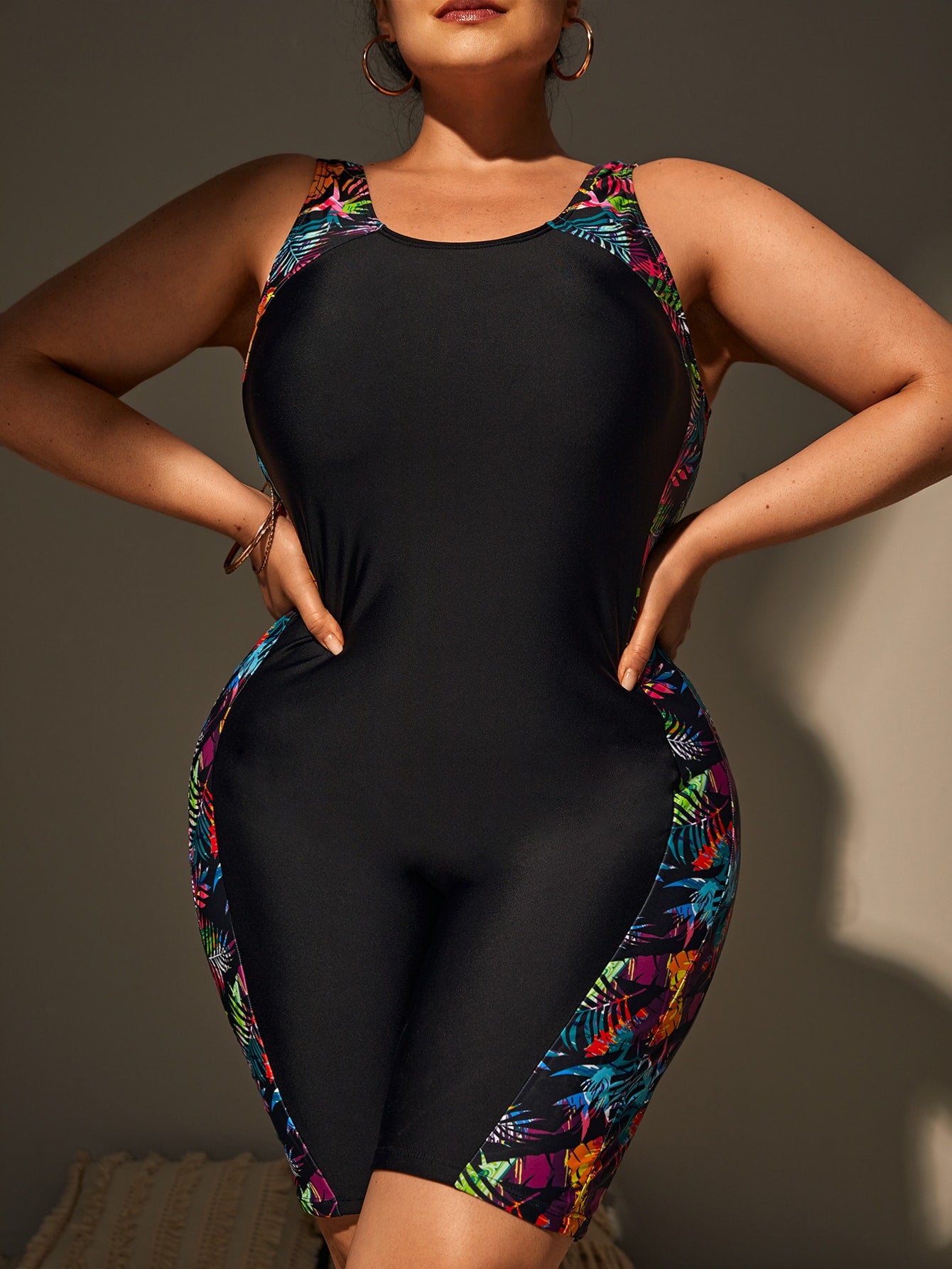 Maiô Feminino tipo macacão plus size Nathaly