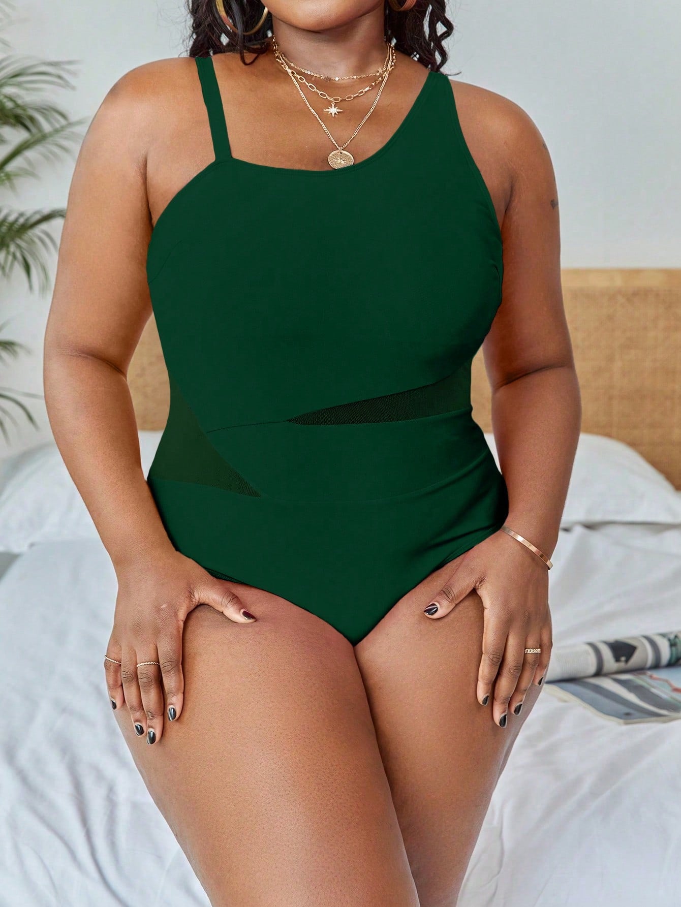 Maiô Feminino com contraste plus size Belinda