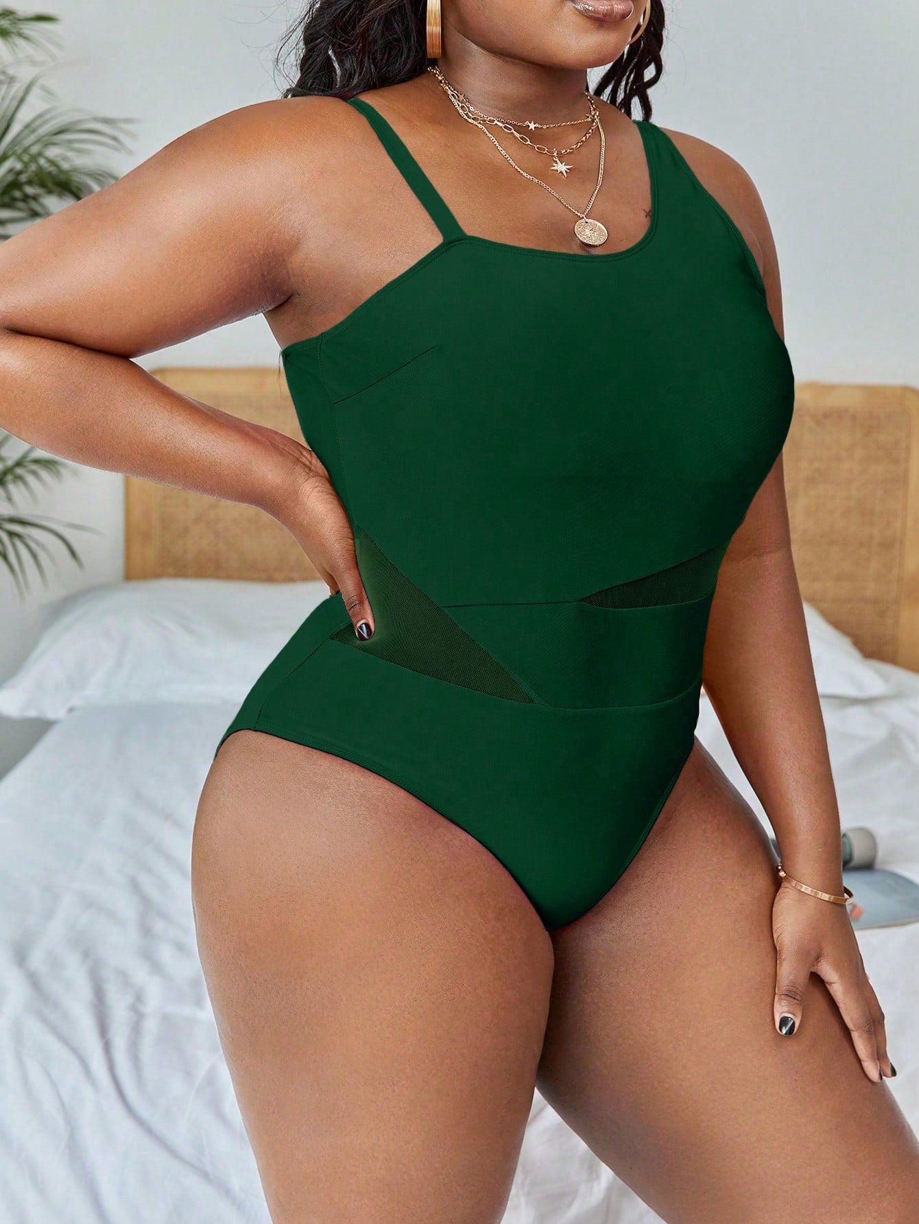 Maiô Feminino com contraste plus size Belinda