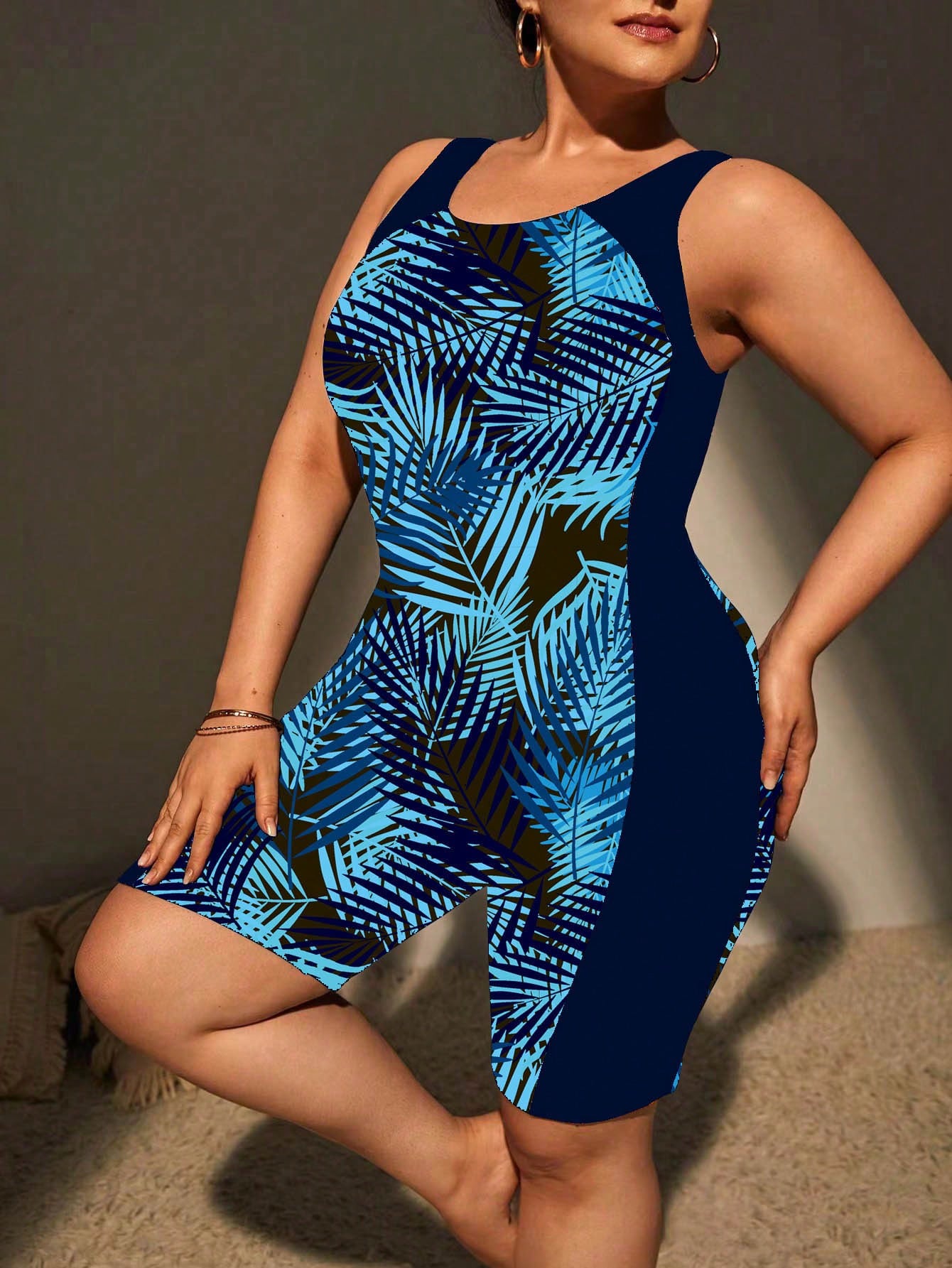 Maiô Feminino tipo macacão plus size Nathaly