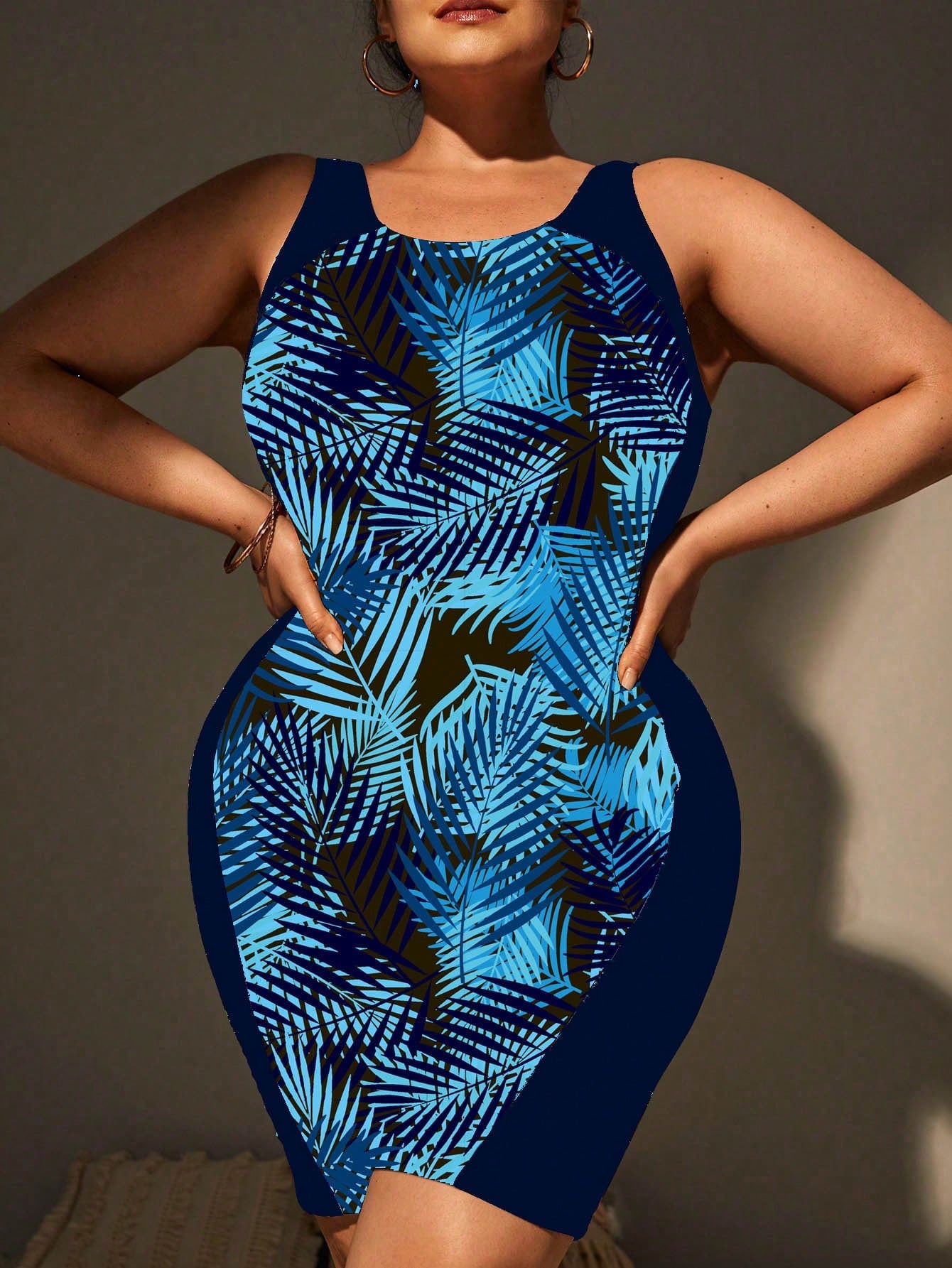 Maiô Feminino tipo macacão plus size Nathaly