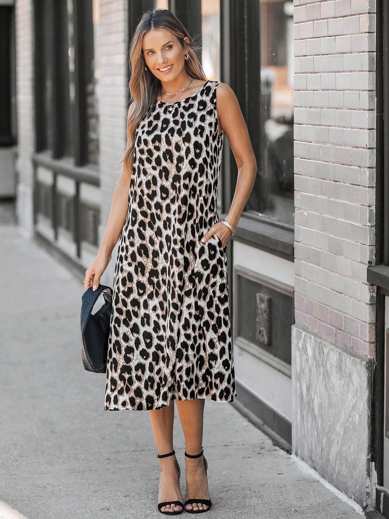 Vestido Feminino Longo sem mangas e com bolso Sarah