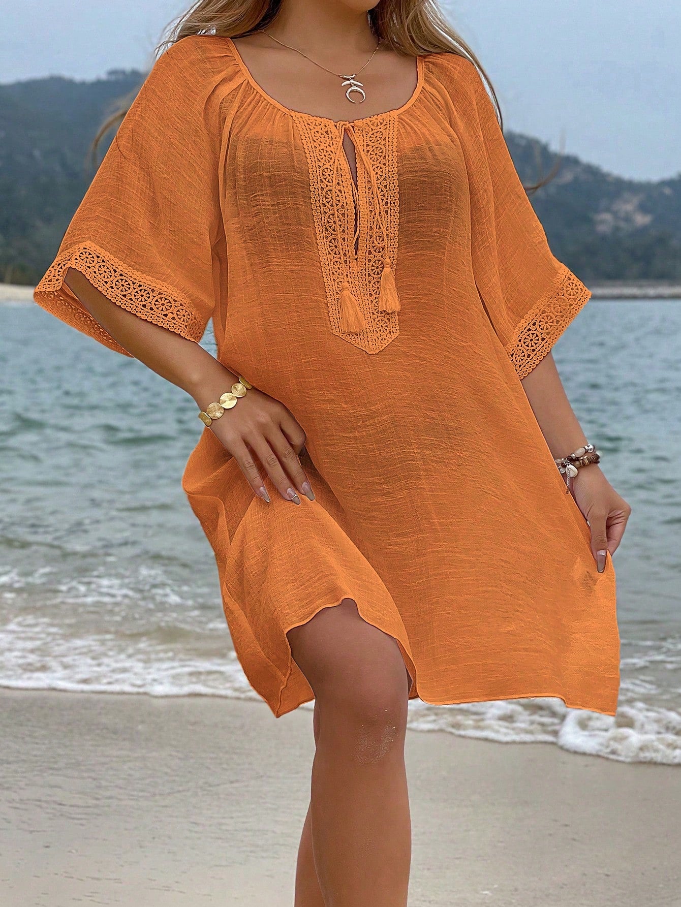 Saída Feminino de Praia Meia manga Nó na gola Patricia.
