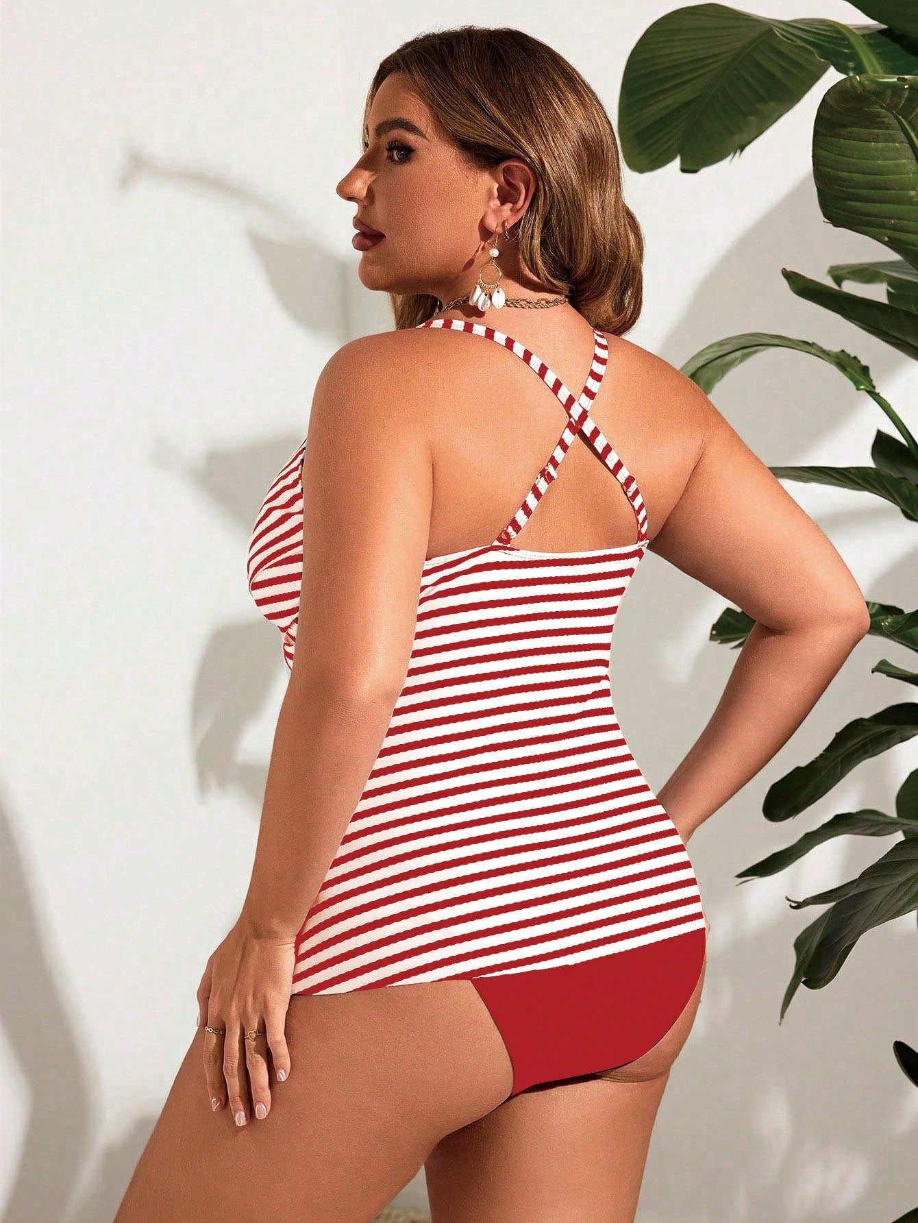 Tankini feminino listrado cintura alta Jady. Plus Size
