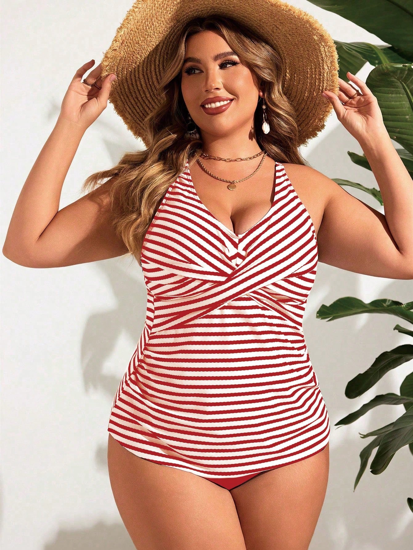 Tankini feminino listrado cintura alta Jady. Plus Size