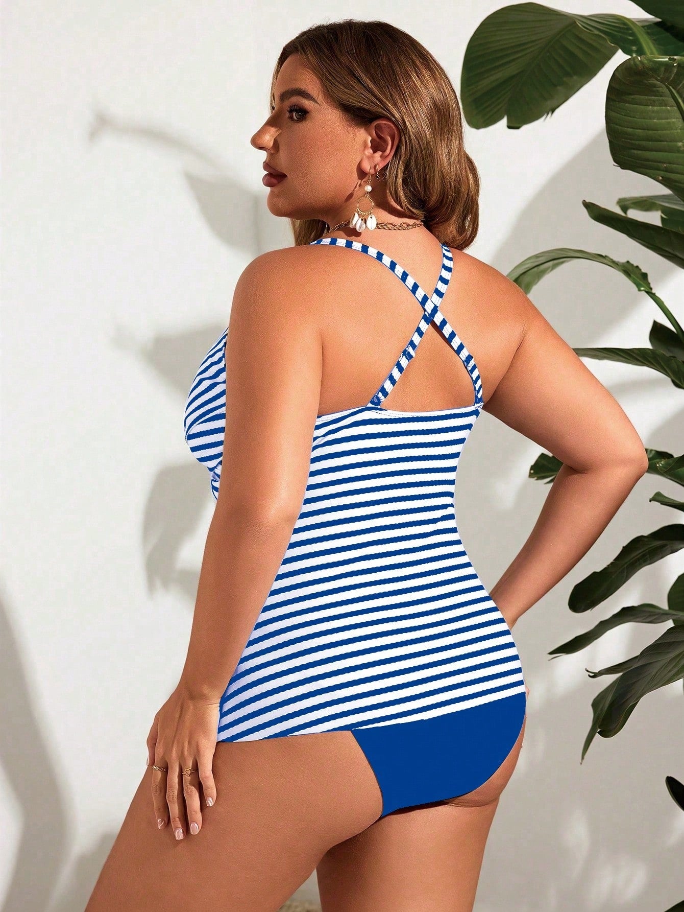 Tankini feminino listrado cintura alta Jady. Plus Size