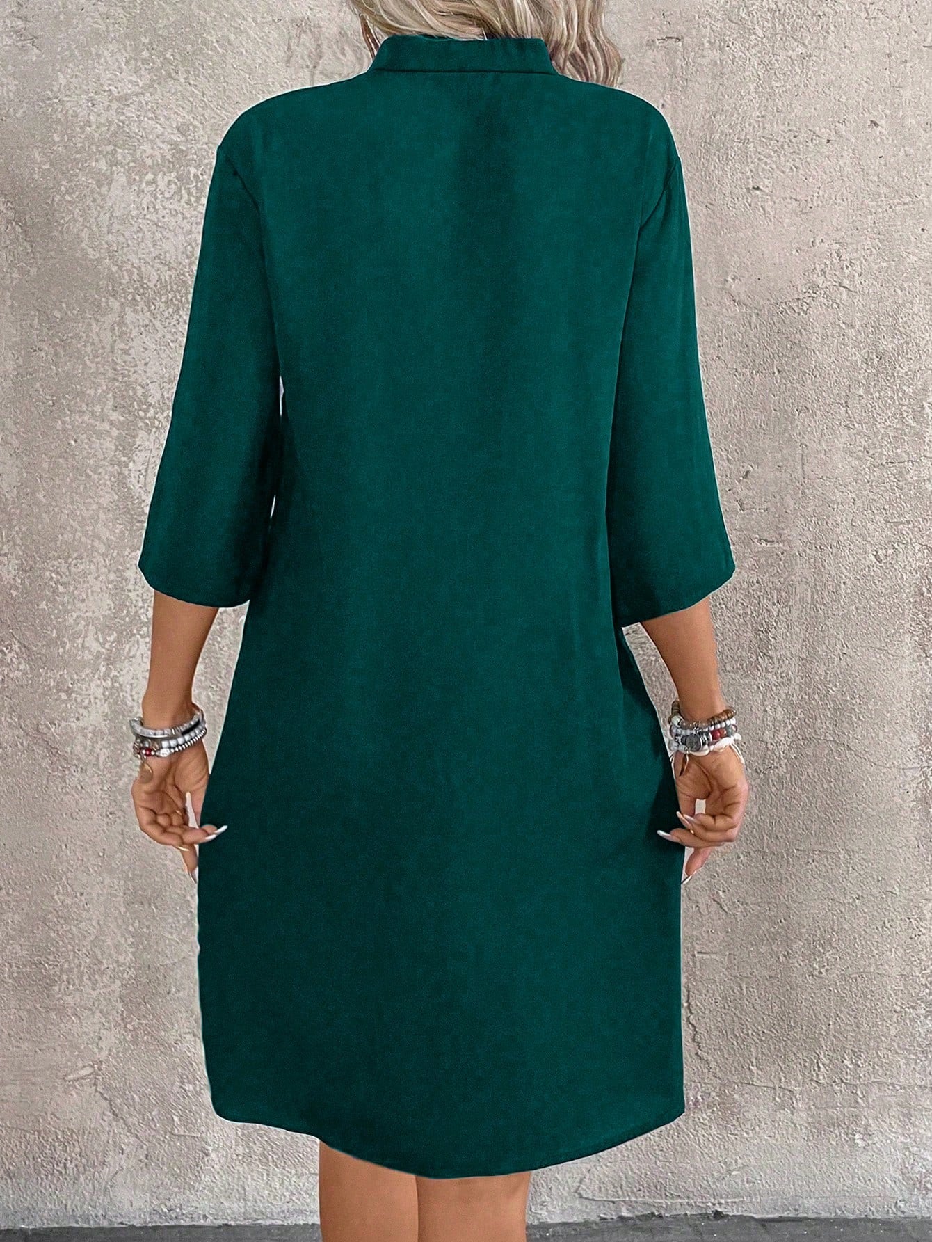 Vestido-Camisa Feminino com botões na frente - Leonor