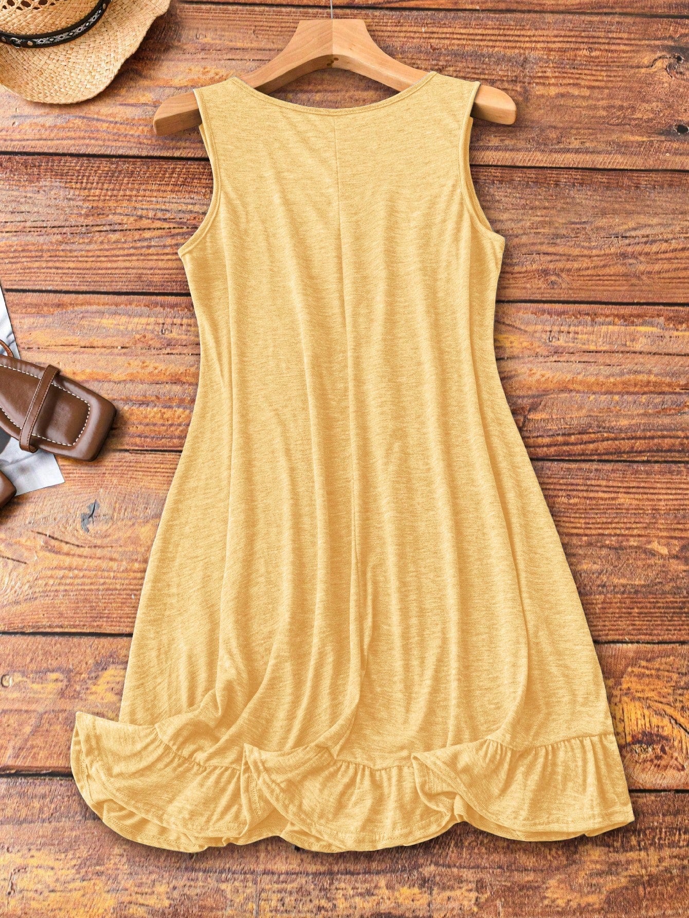 Vestido Feminino confortável plissado sem mangas Plus Size Suzi.