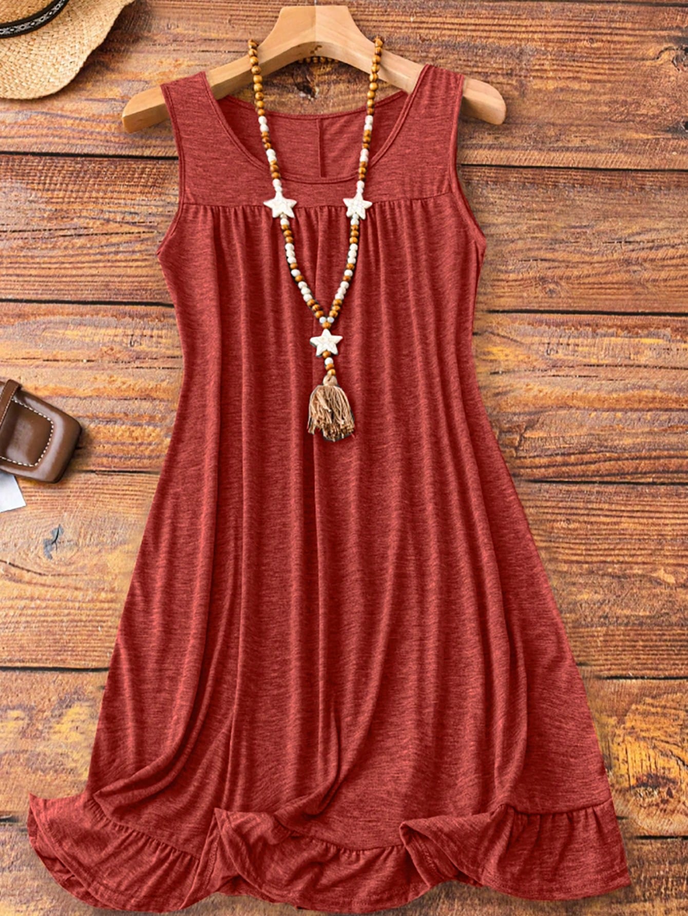 Vestido Feminino confortável plissado sem mangas Plus Size Suzi.