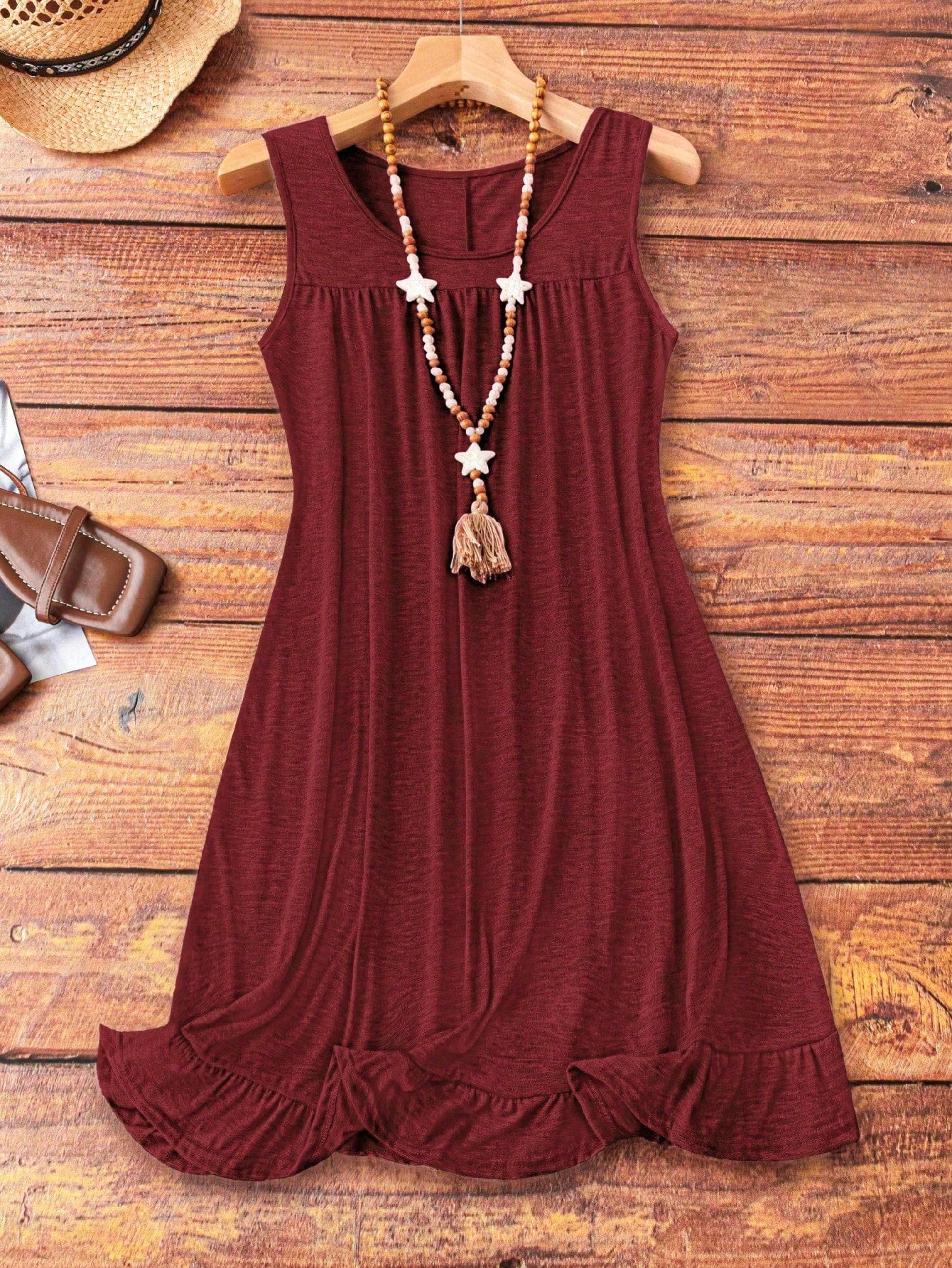 Vestido Feminino confortável plissado sem mangas Plus Size Suzi.