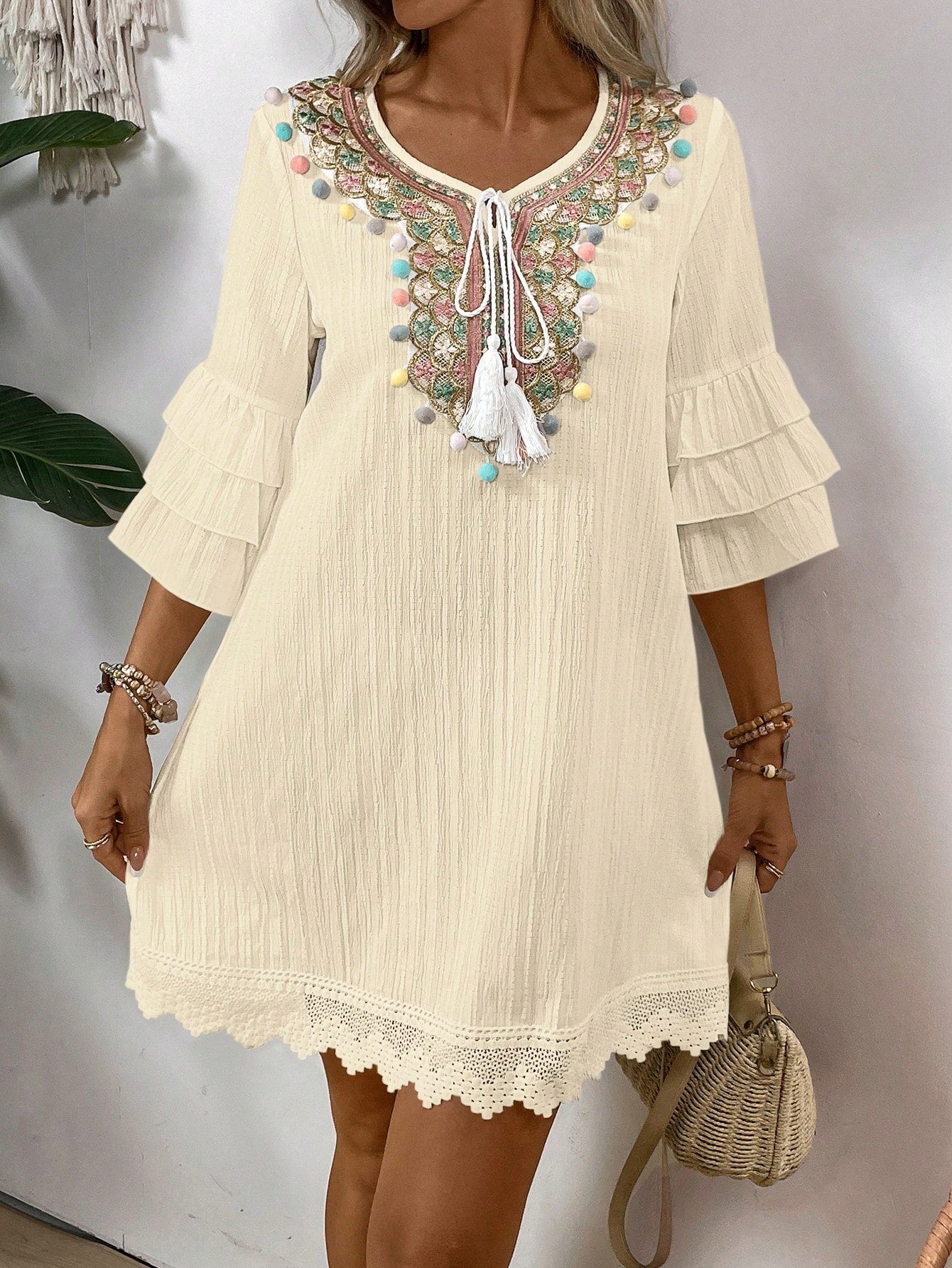 Vestido feminino branco manga 3/4 Andreia.
