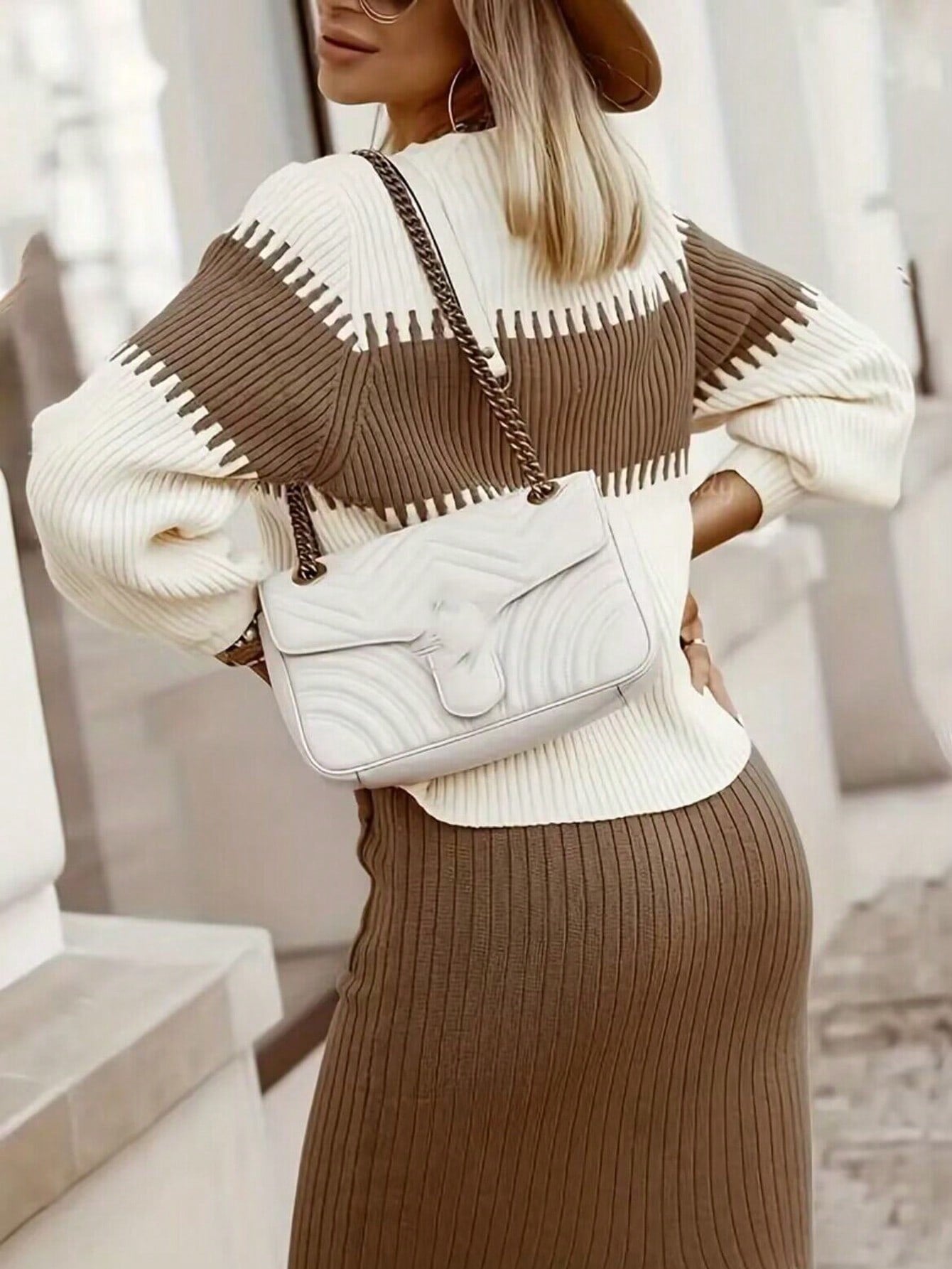 Conjunto Feminino de 2 peças Suéter Elegante e saia de Tricô C Renata