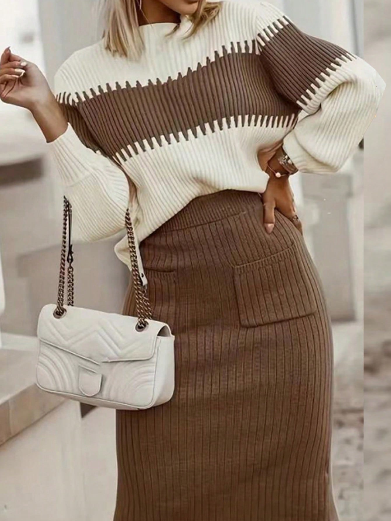 Conjunto Feminino de 2 peças Suéter Elegante e saia de Tricô C Renata