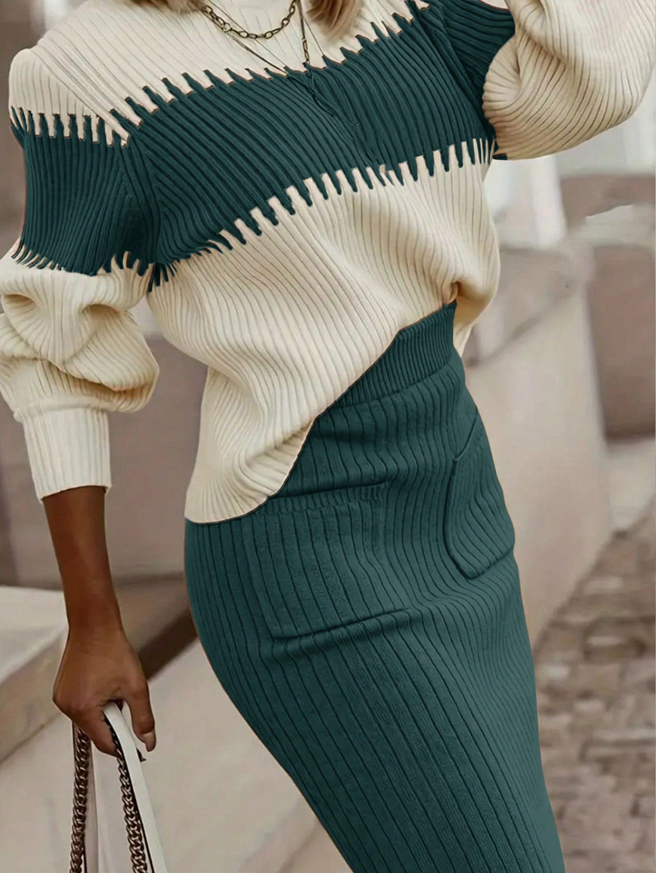 Conjunto Feminino de 2 peças Suéter Elegante e saia de Tricô C Renata