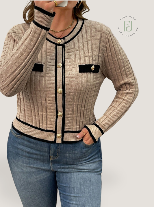 Cardigan feminino plus size de tricô Chloe