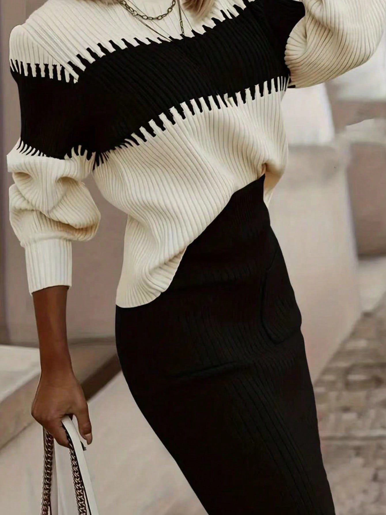Conjunto Feminino de 2 peças Suéter Elegante e saia de Tricô C Renata