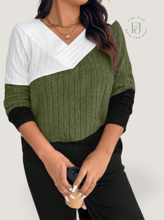 Suéter Feminino com Decote em V plus Size Anee